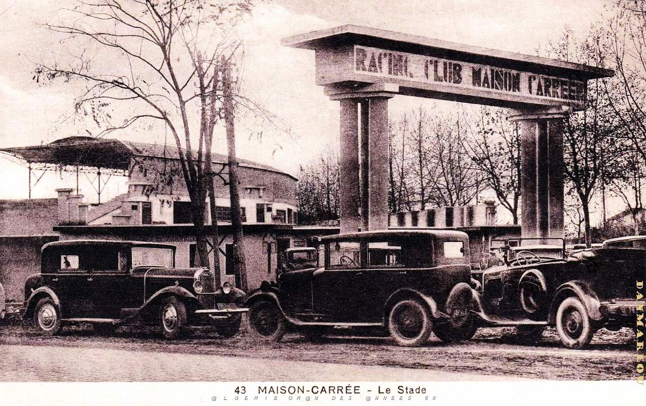 Maison-Carree - Stade.jpg